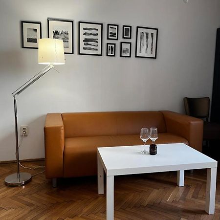 Lifestyle In The Center Appartement Boekarest Buitenkant foto